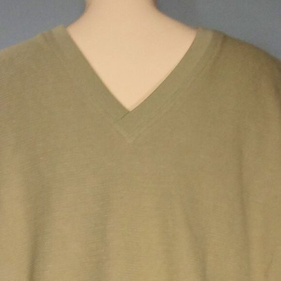 Greg Norman Golf V-Neck Knit Vest Beige Size Large - Picture 2 of 7